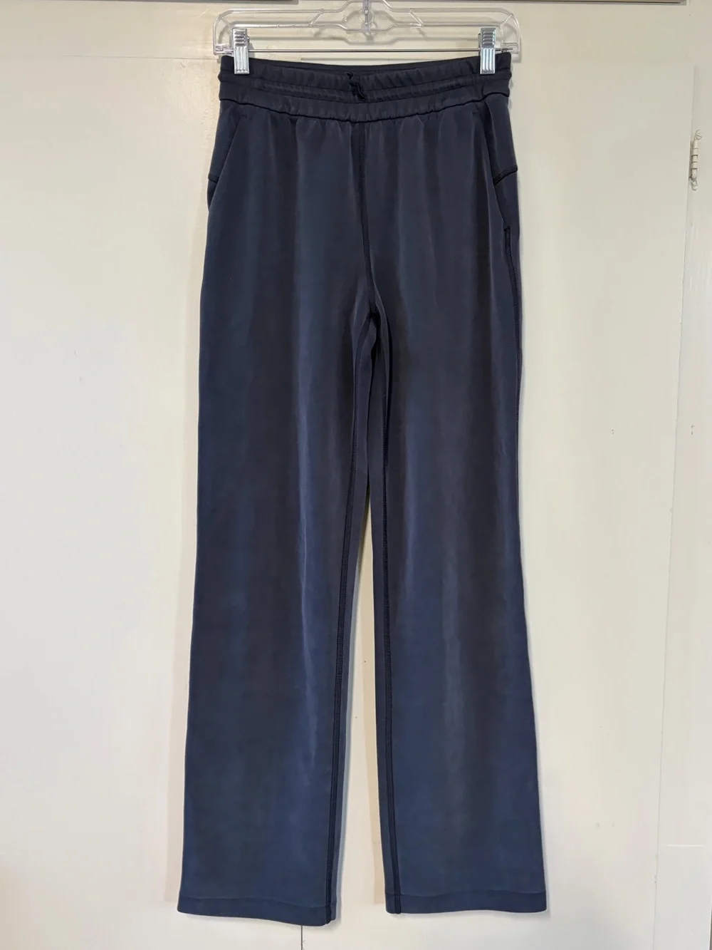 Lululemon Softstreme Pant 4 in “black”
